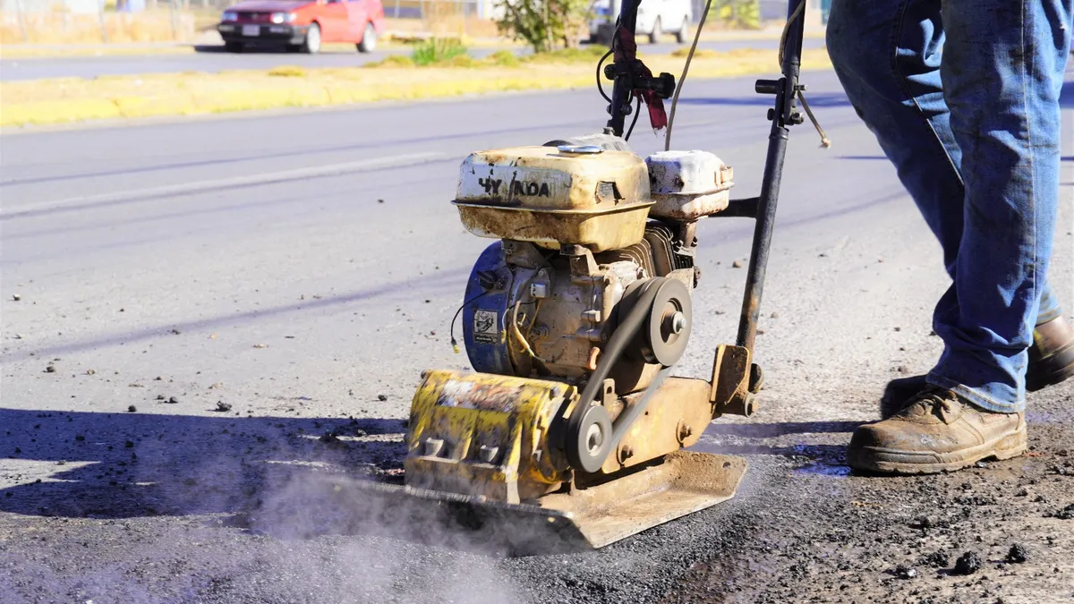 Repara Municipio 2 mil 579 baches en una semana en Chihuahua