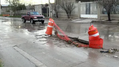 Hundimiento en Ramón Corona obliga a desviar ruta en colonia Zaragoza