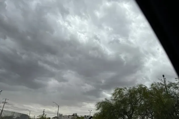 Pronostican lluvias, viento y posible granizo en Juárez este lunes