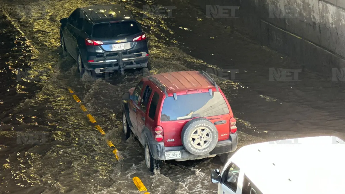 Reabren paso a desnivel de la 16 de Septiembre tras lluvias