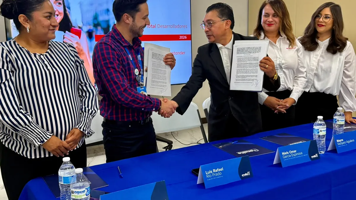 Firman alianza Santander y Enalte para ampliar créditos hipotecarios en Juárez