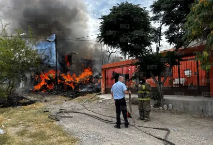 Arde vivienda en colonia Juárez; suman 5 incendios activos en distintos puntos