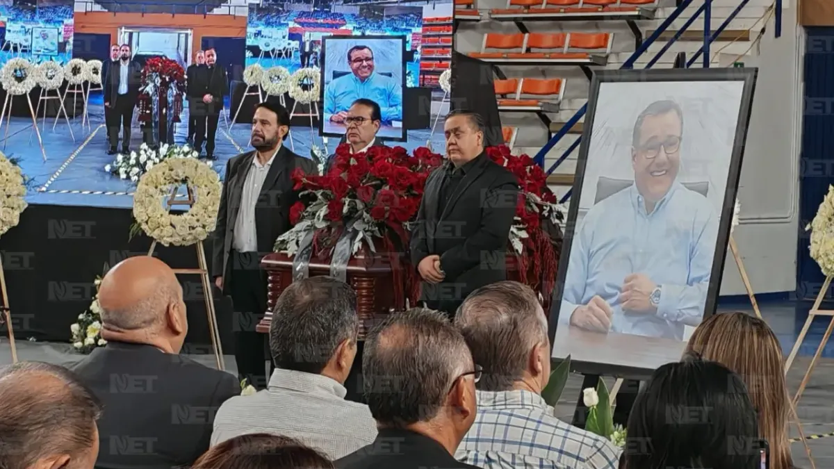Realizan guardias de honor y homenaje póstumo a Marco Licón