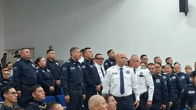 Entregan 65 ascensos a policías municipales en Ciudad Juárez