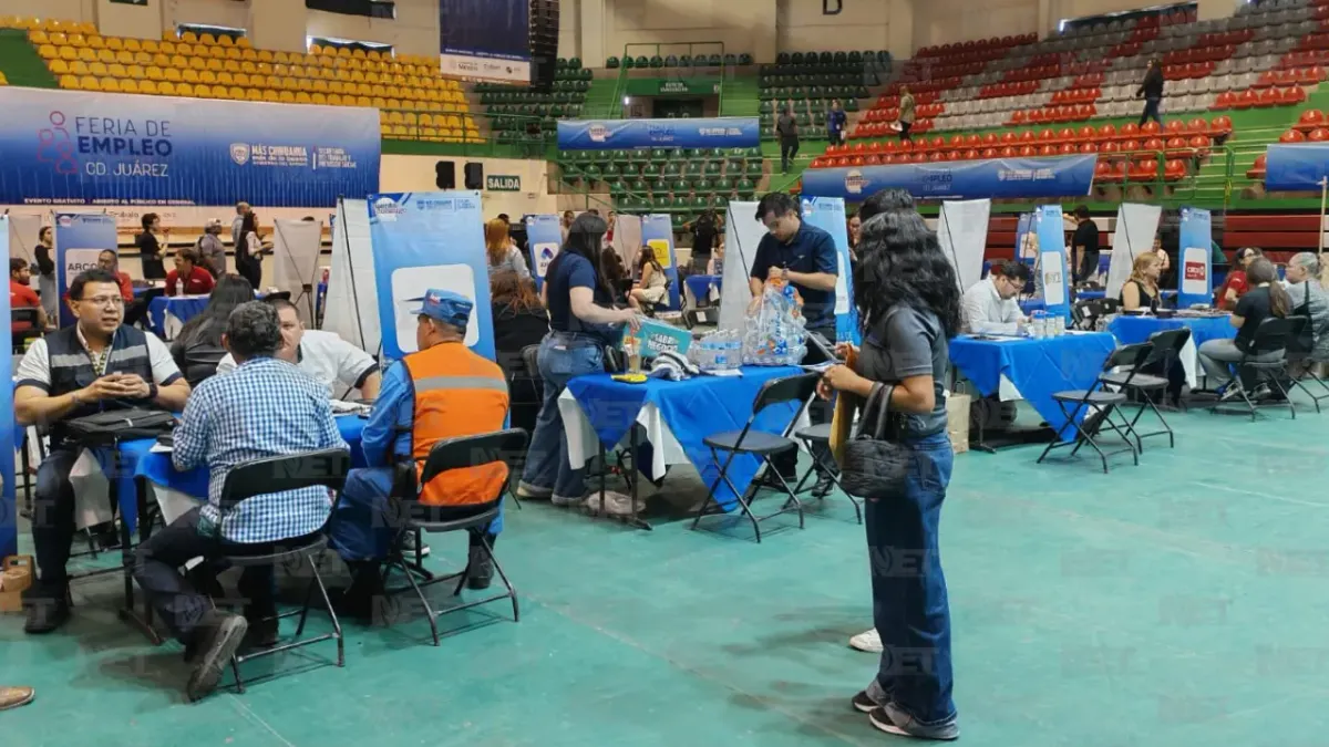 Acuden más de 2 mil personas a Feria del Empleo organizada por SEE