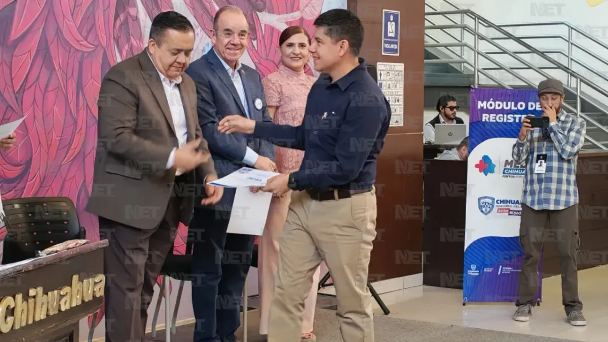 Feria de Servicios Profesionales reúne a 23 colegios en Pueblito Mexicano