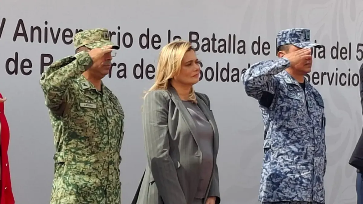 Encabeza Maru Campos ceremonia del 5 de mayo en Chihuahua
