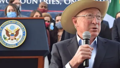 Rechaza Ken Salazar señalamientos de la FGR sobre entrega de 'El Mayo'