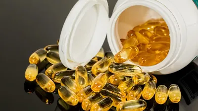Advierten riesgos por suplementos alimenticios promovidos en redes sociales