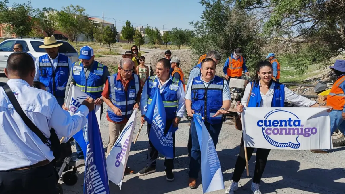 Recibe Oasis Revolución bacheo y apoyos escolares con programa estatal