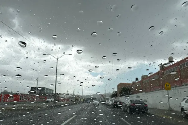 Aumenta probabilidad de lluvias en Juárez este viernes