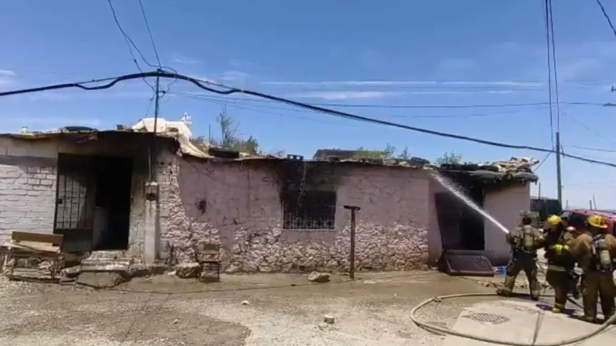 Incendio consume vivienda en Nueva Galeana