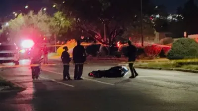 Exceso de velocidad provoca choque fatal de motocicleta en El Paso