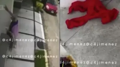 Captan a abuelita realizando supuesto ritual con ropa interior frente a vivienda