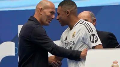 Anuncian a Zinedine Zidane como nuevo seleccionador de Francia