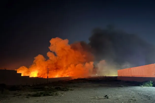 Supera incendio en recicladora las 12 horas de actividad