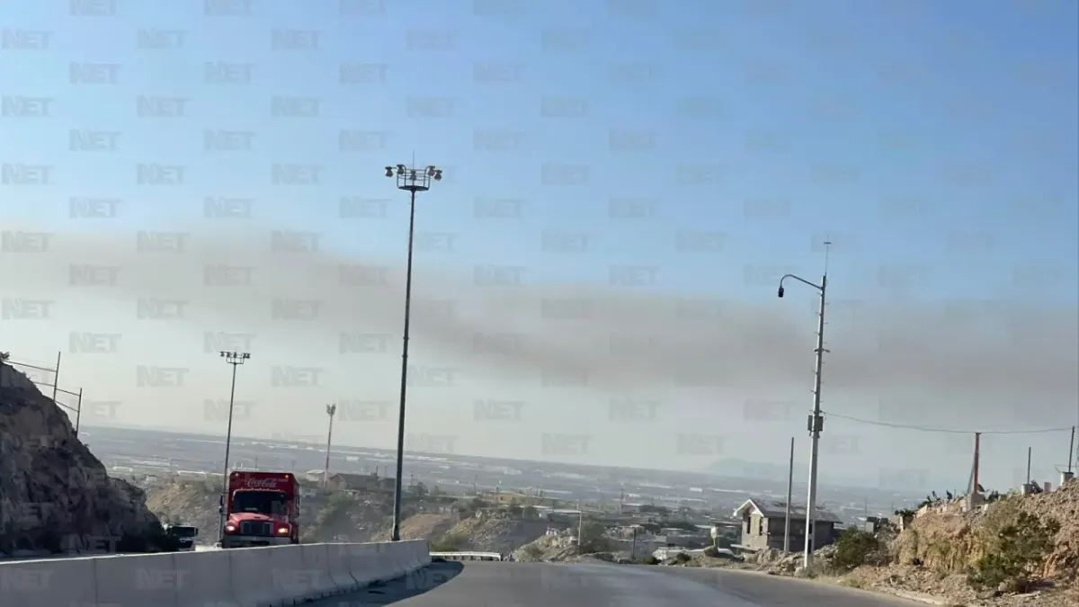 Deja incendio olor a plástico quemado en varias colonias; humo llega a El Paso