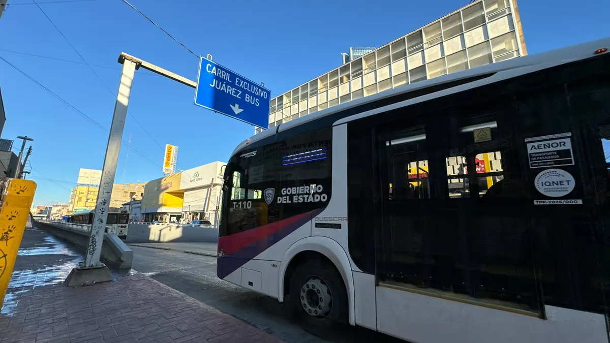 Cierran túnel de la 16 de Septiembre por acumulación de agua