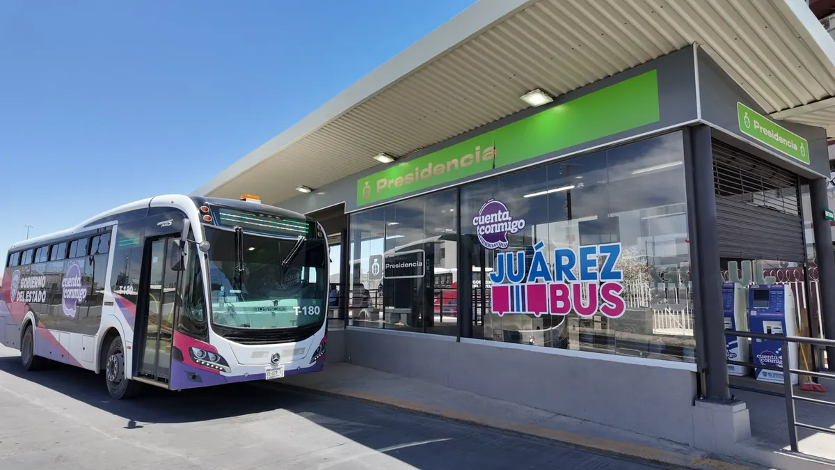 JuárezBus acerca trámites de tarjeta a usuarios del BRT-1