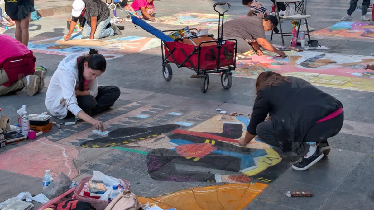 Artistas transforman el Centro Histórico con GisArte en Juárez