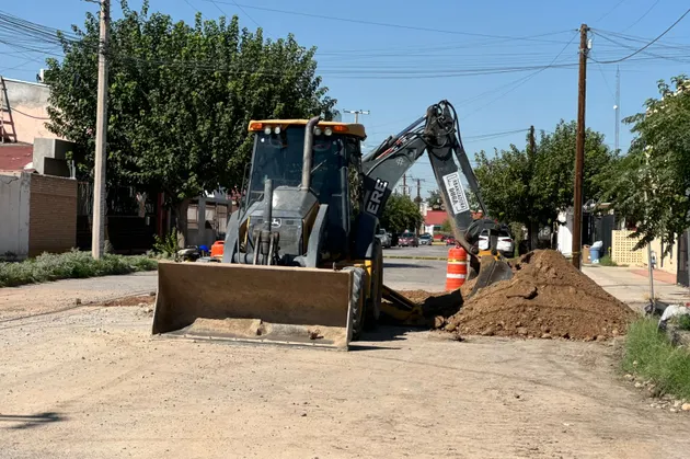 Atiende JMAS socavón de 1.5 metros en fraccionamiento Los Olmos