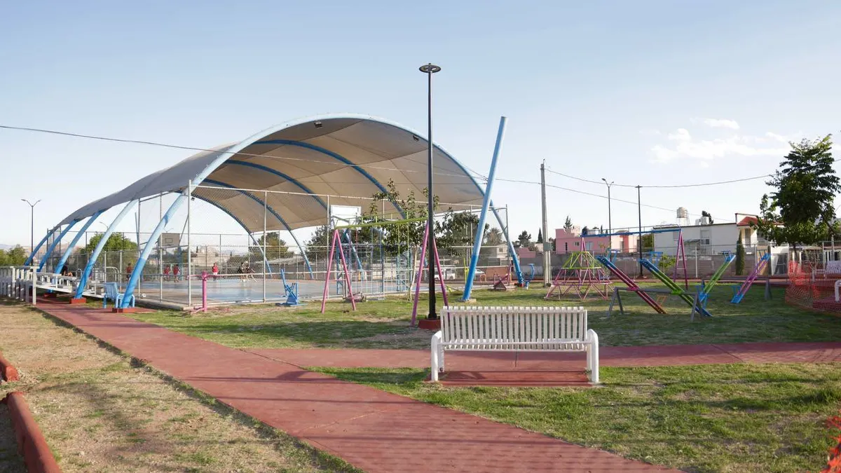 Entregan parque renovado en colonia Insurgentes con inversión de 5.7 mdp