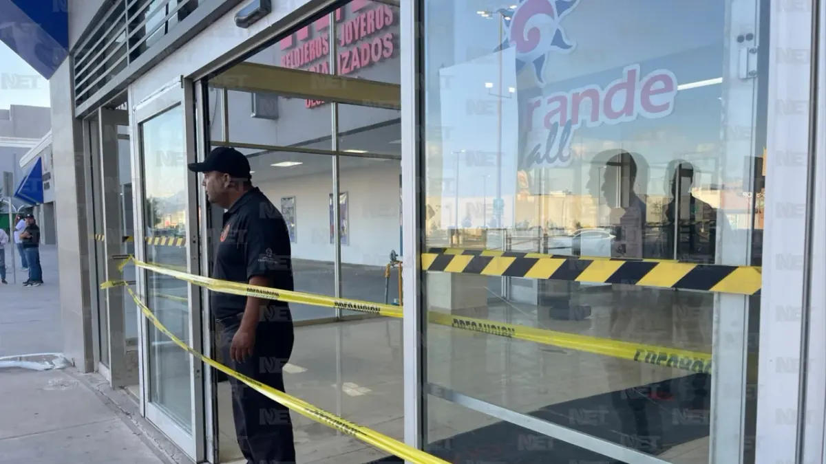 Se registra incendio en Río Grande Mall durante la madrugada; permanece cerrado