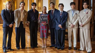 Se reúne Sheinbaum con BTS en Palacio Nacional y comparte foto