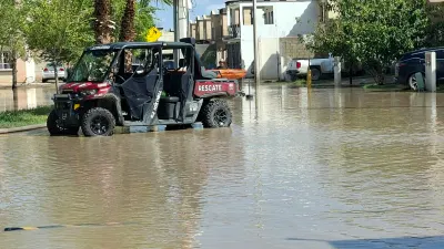 Atiende Protección Civil encharcamientos en Portal de los Olivos