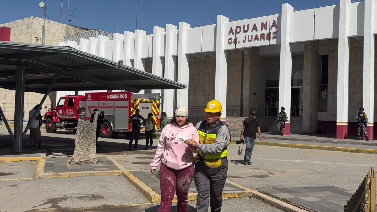 Evacúan a 205 personas en simulacro de sismo en la Aduana