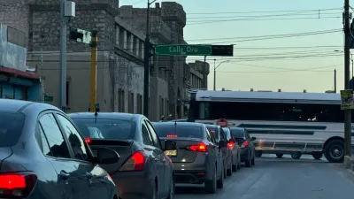 Apagón deja sin semáforos la 16 de Septiembre y calle Oro