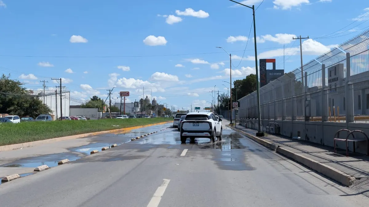 Persisten encharcamientos en eje vial por lluvias de hace una semana