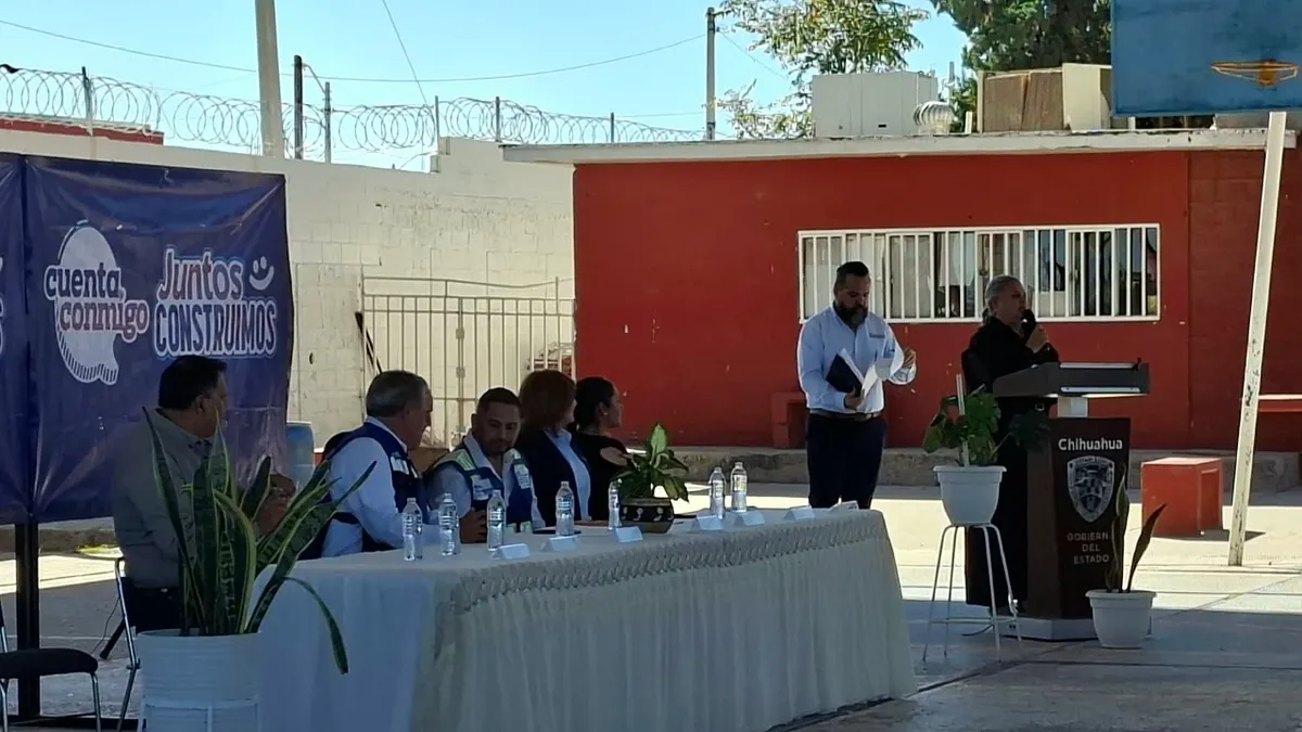 Entregan materiales de impermeabilización a 68 escuelas de Juárez