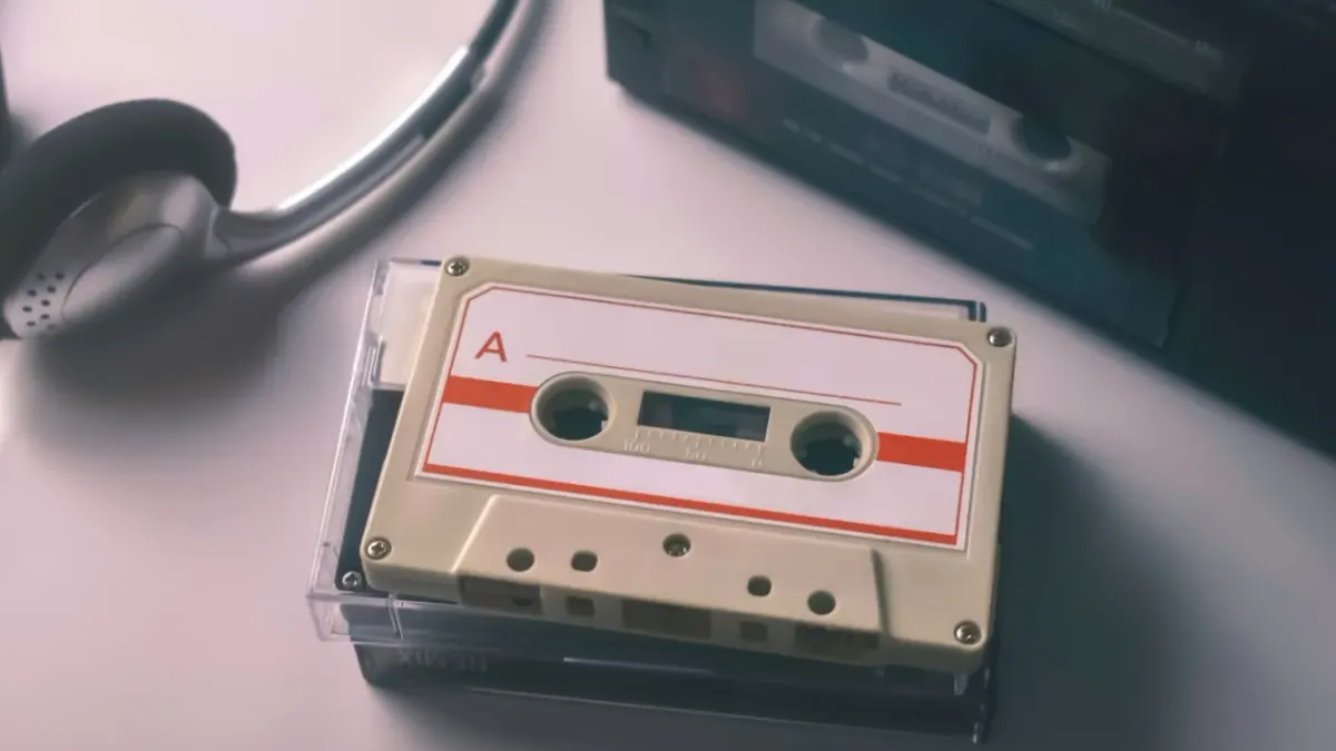 ¿Nostalgia o efecto TikTok? por qué jóvenes extrañan épocas que no vivieron