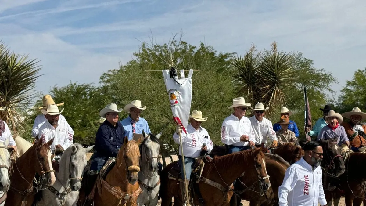Más de 200 jinetes parten de Juárez en la Cabalgata Villista
