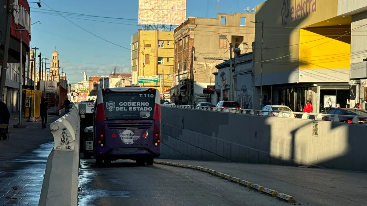 Cierran túnel de la 16 de Septiembre por acumulación de agua