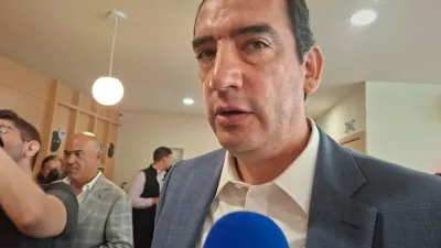 Rechaza alcalde de Chihuahua persecución política contra exfiscal