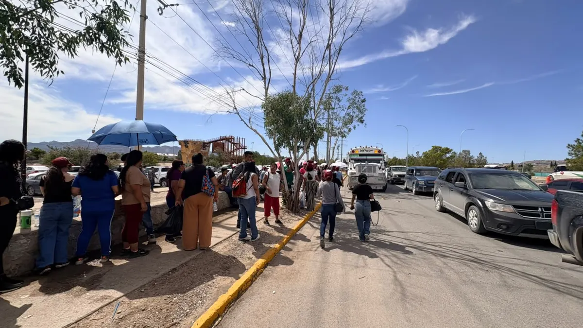 Congestiona salida de informe de Sheinbaum avenida Heroico Colegio Militar