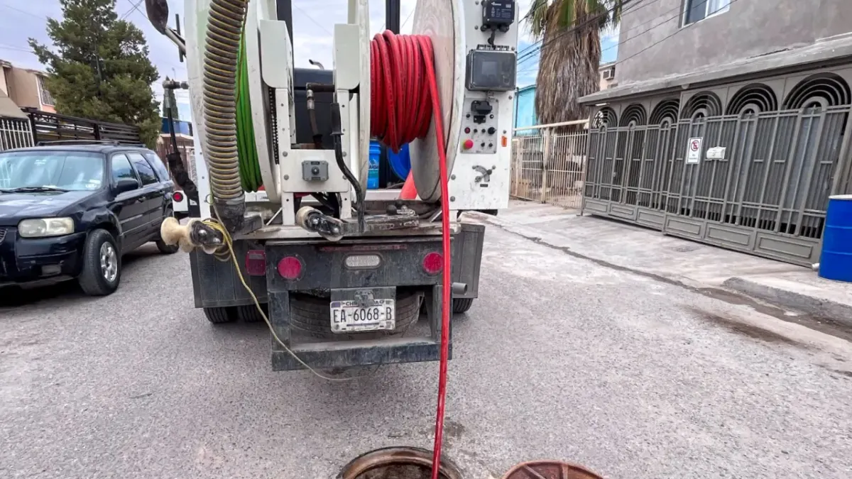 Repara JMAS hundimientos por colapso de drenaje en varios puntos de la ciudad