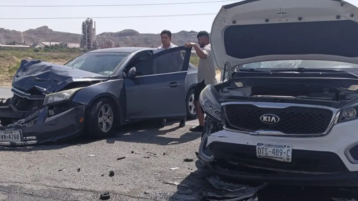 Error al salir de gasolinera provoca choque múltiple en la Panamericana