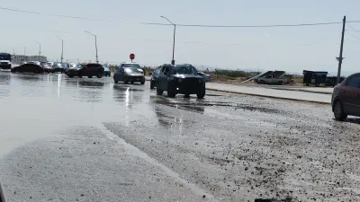 Lluvias destapan hoyancos y complican circulación en la Talamás Camandari
