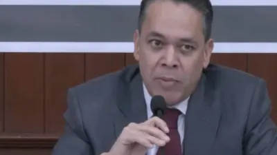 Se entrega a EU exsecretario de Finanzas de Sinaloa tras ser detenido en Europa