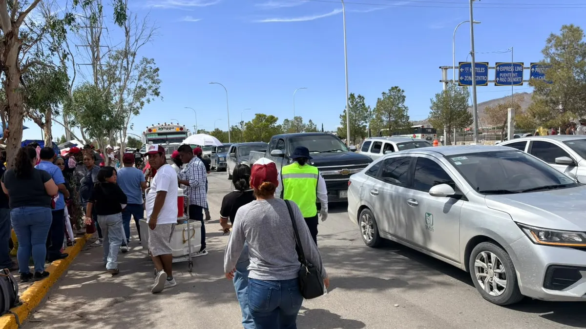 Congestiona salida de informe de Sheinbaum avenida Heroico Colegio Militar
