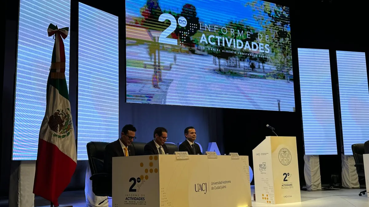 Presenta rector de la UACJ su segundo informe de actividades