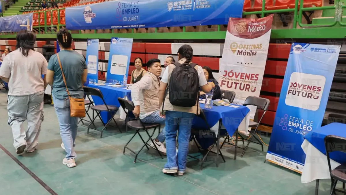 Acuden más de 2 mil personas a Feria del Empleo organizada por SEE