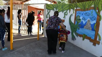 Ajustan horarios en escuelas de Juárez por horario de invierno