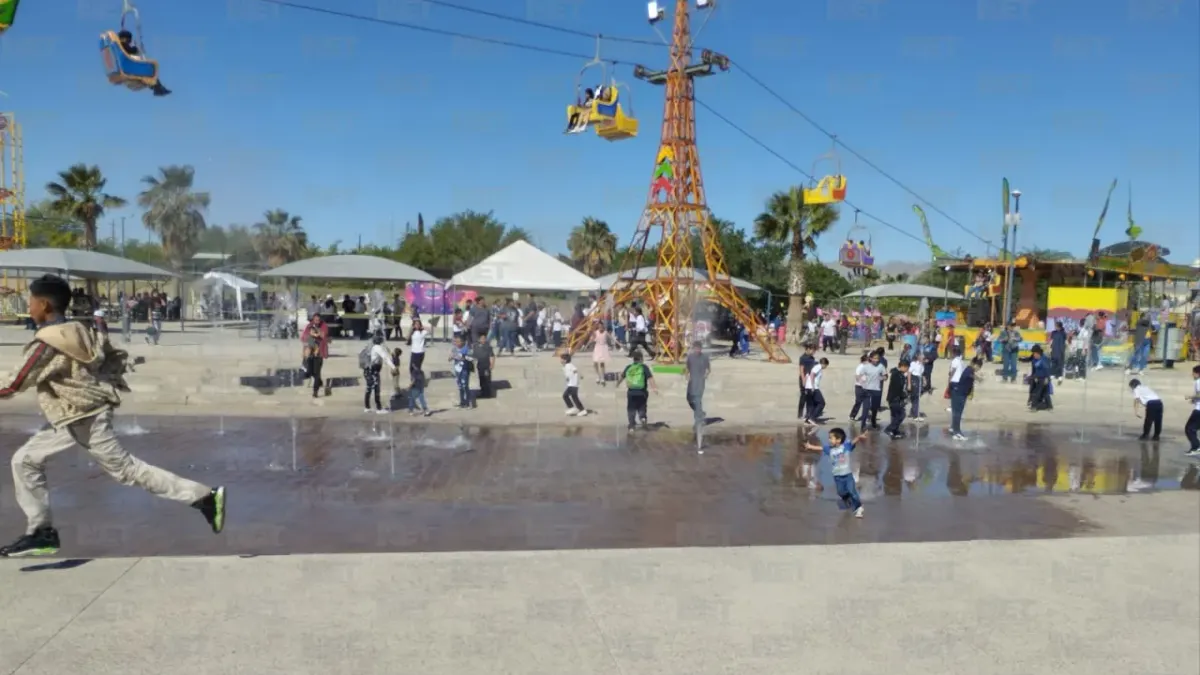 Es segura agua de fuentes danzarinas del Parque Central 