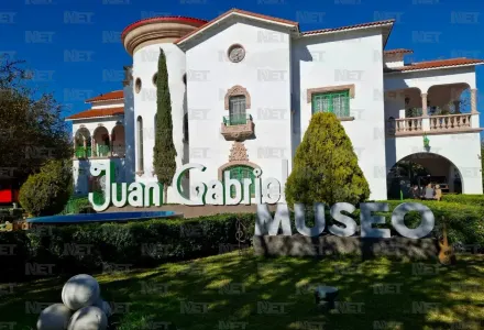 Invita Museo Juan Gabriel a serenata por el Día de las Madres