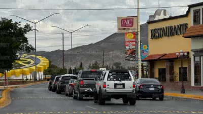Registran cruces de Juárez esperas de hasta 40 minutos
