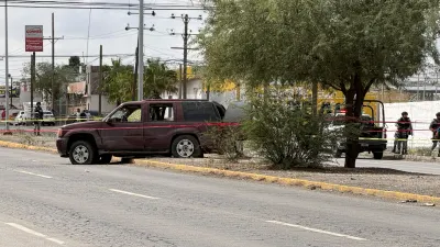 Robo de camioneta desata persecución y balacera sobre Óscar Flores
